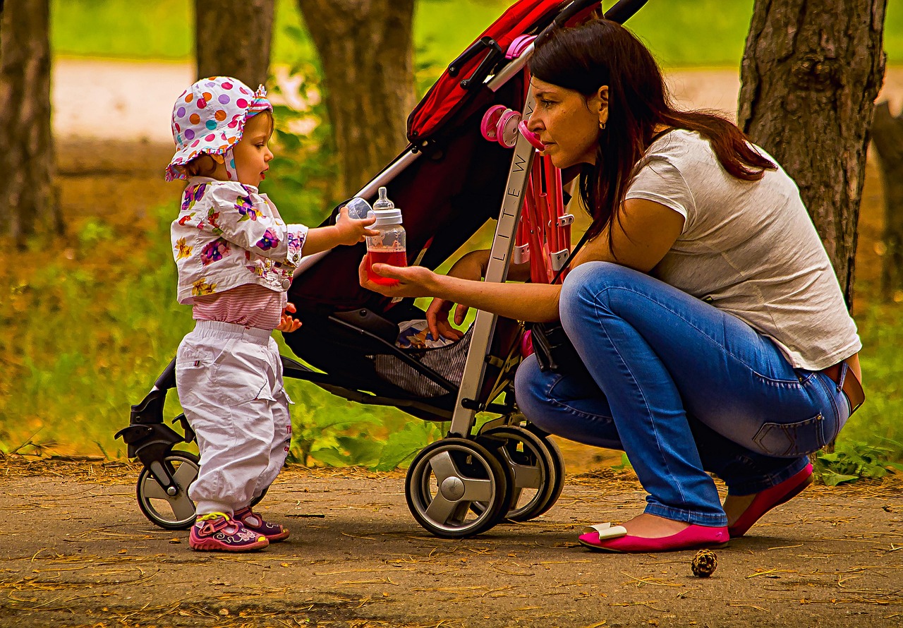 Il momento più difficile per ogni mamma: come affrontarlo senza sensi di colpa